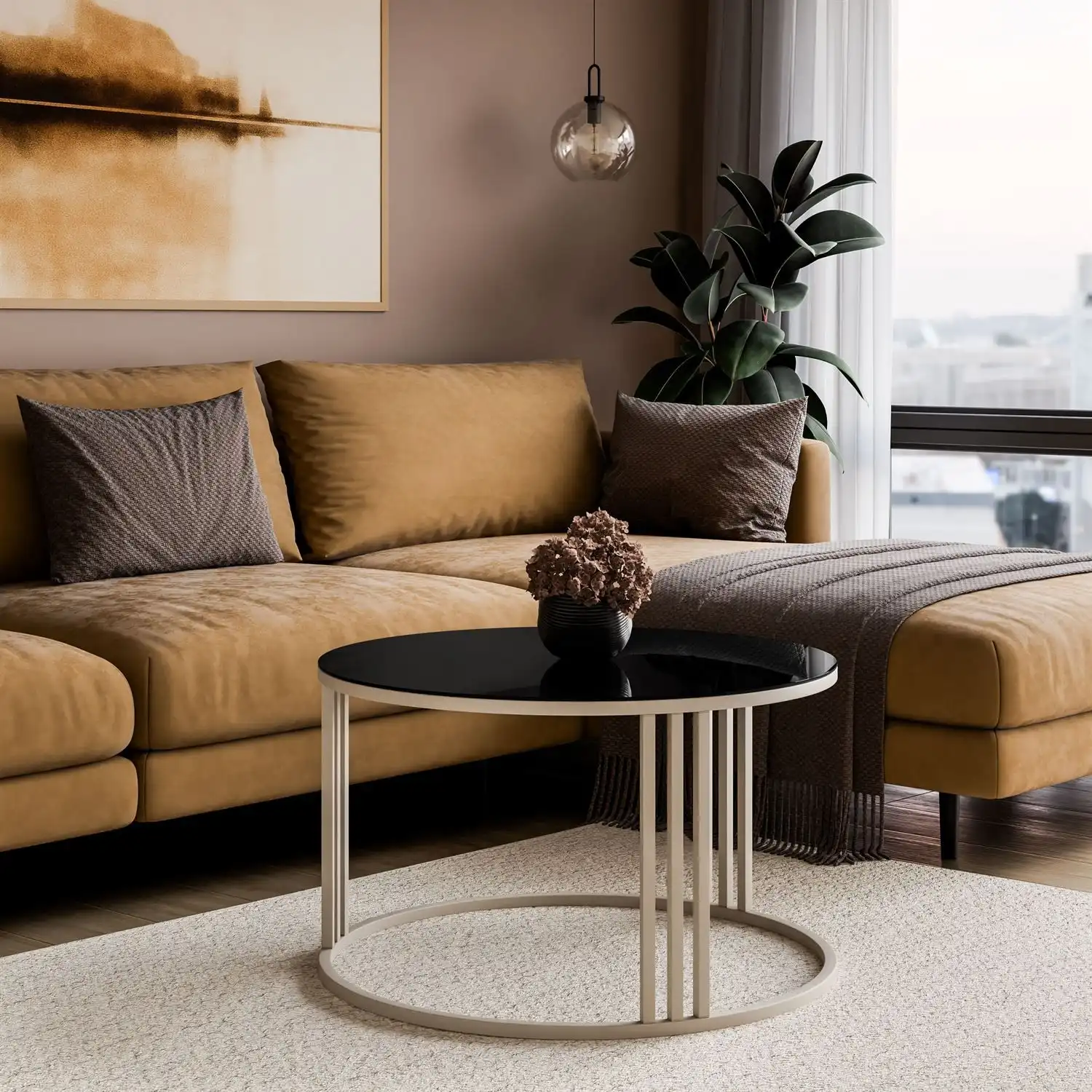 Modernus LORI kavos staliukas su kašmyro spalvos metaliniu rėmu ir stikliniu stalviršiu – elegantiškas baldas svetainei ar biurui.